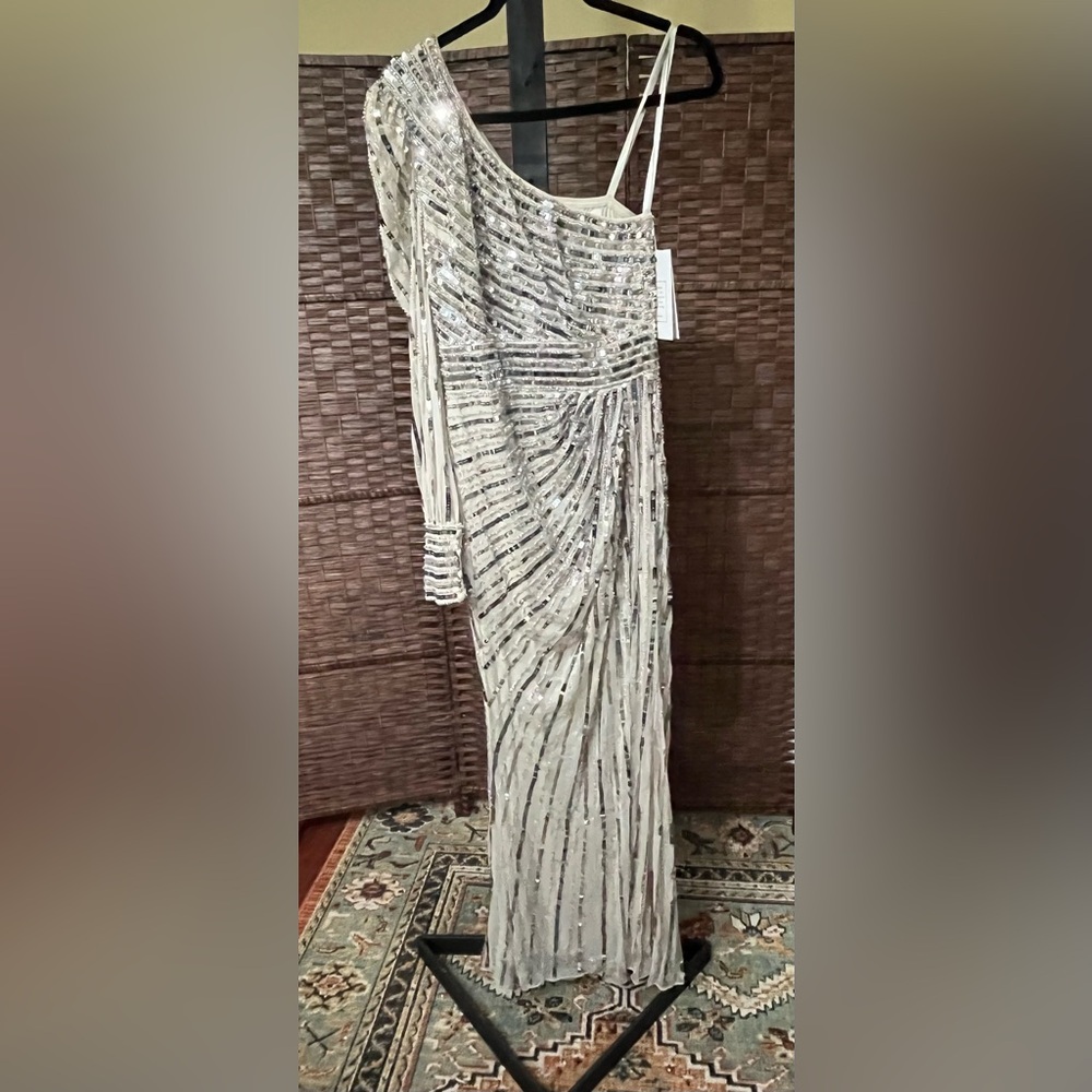 New Mac Duggal Silver One Shoulder Asymmetrical Sequin Gown (10793) - Size 8 - Picture 3 of 12